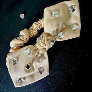 NWT Stoney Clover Lane Limited Edition Crystal Scrunchie sand